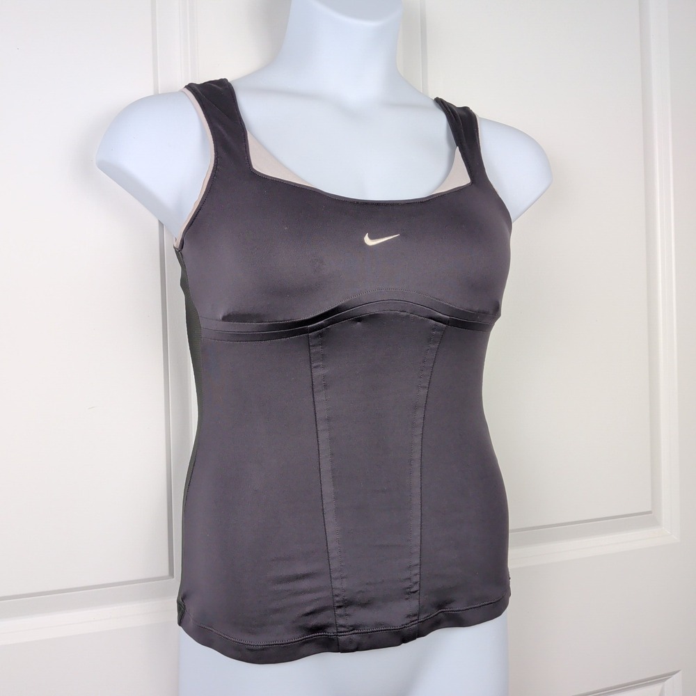 Nike Womens Athletic Tank Top Built In Shelf Bra Mesh Panels Grey Athleisure
